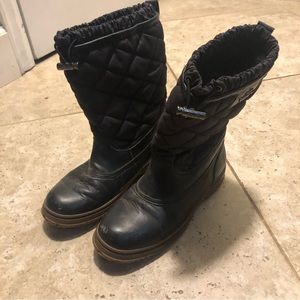 $219 Coach Quilted Black Leather Waterproof Boots Sz 6